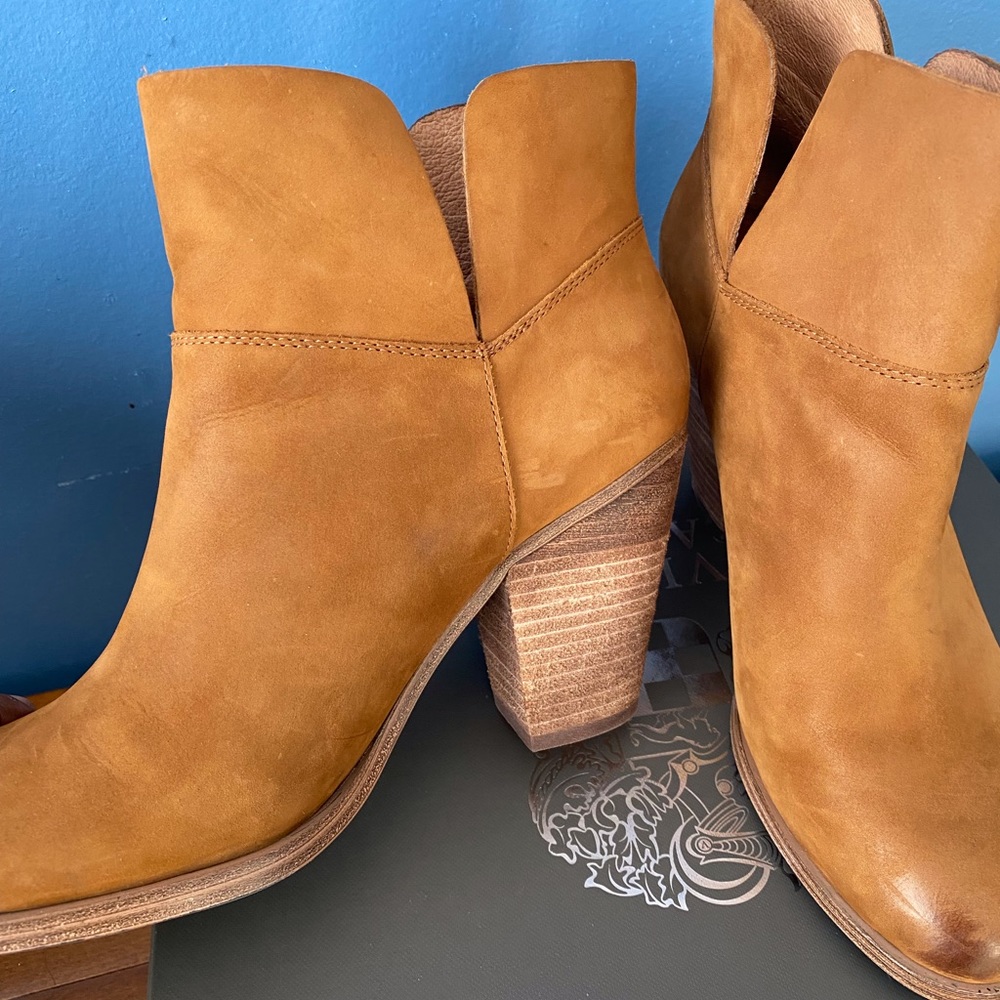 Vince Camuto Booties